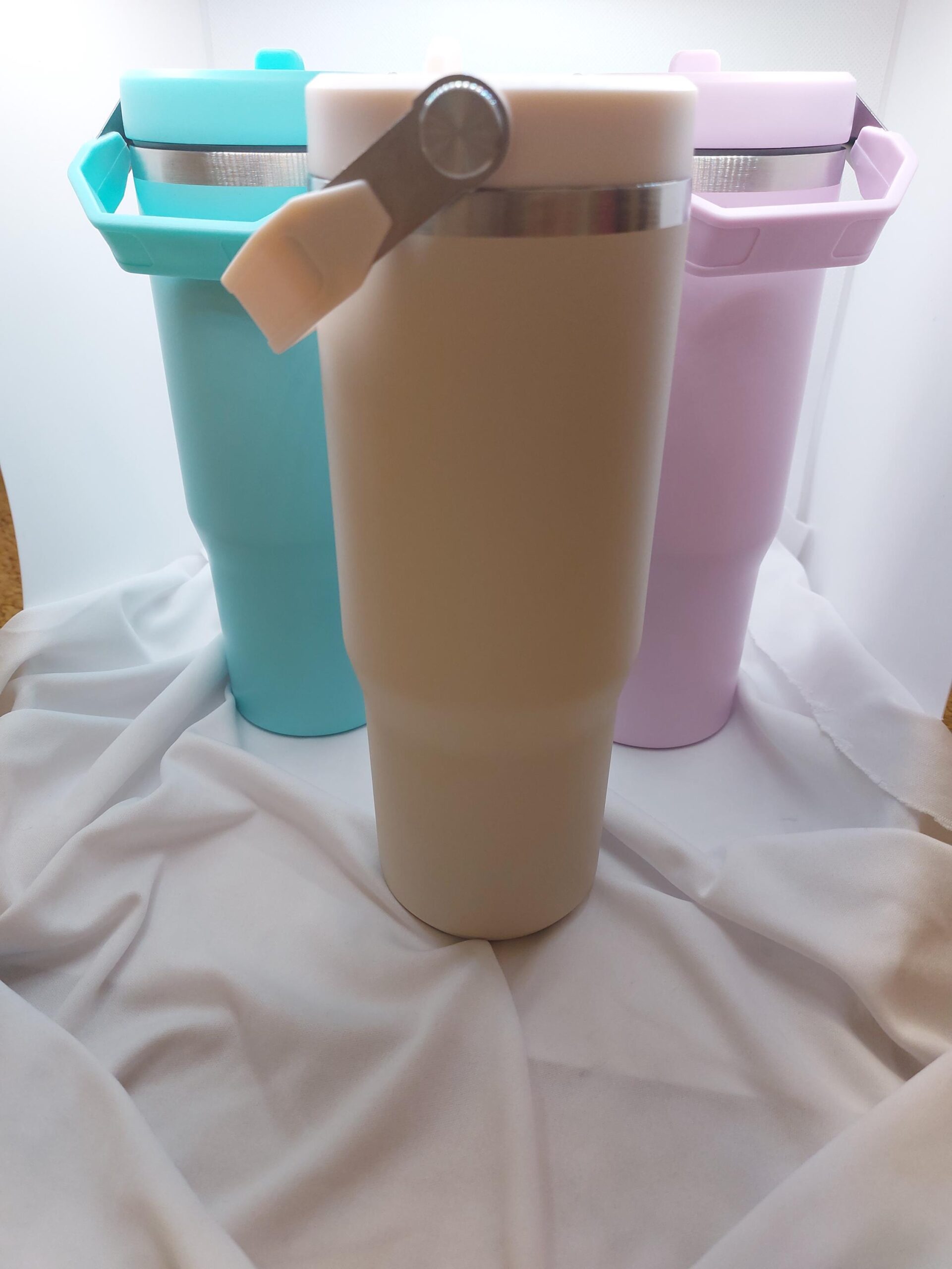Personalised Engraved large 30oz insulated tumbler with lid handle, cold drinks, Gift for all, 850ml water bottle Back to school leakproof - Image 4