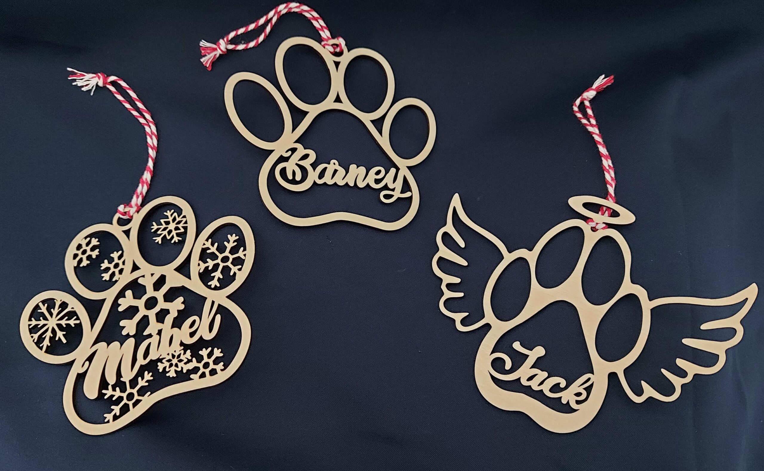 Personalised Memorial Dog Paw Bauble, Angel wings, Halo, Over the rainbow bridge, doggy heaven, Christmas decoration, loving pet ornament - Image 3